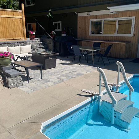 Bright Poolside Walkout Two Bedroom Basement Suite In The Okanagan Penticton Exterior photo